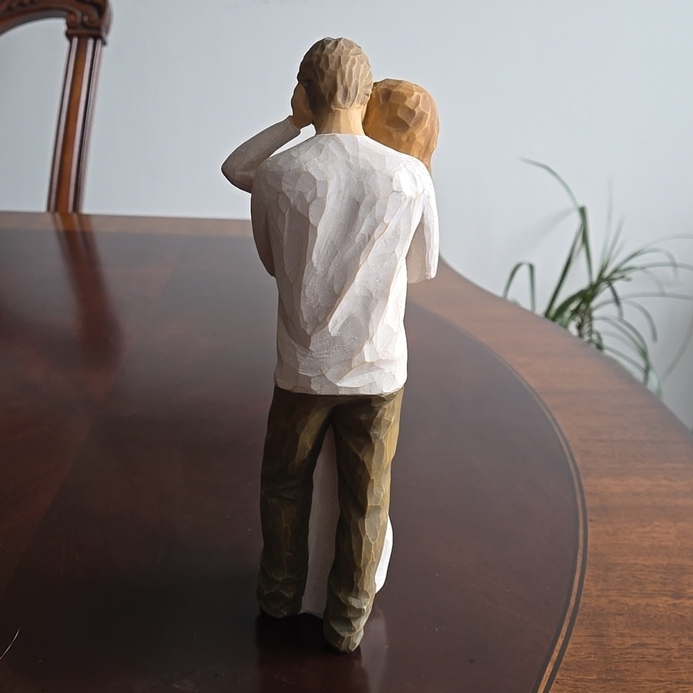 Willow Tree Figure - "Together" 2011 - Picture 3 of 7